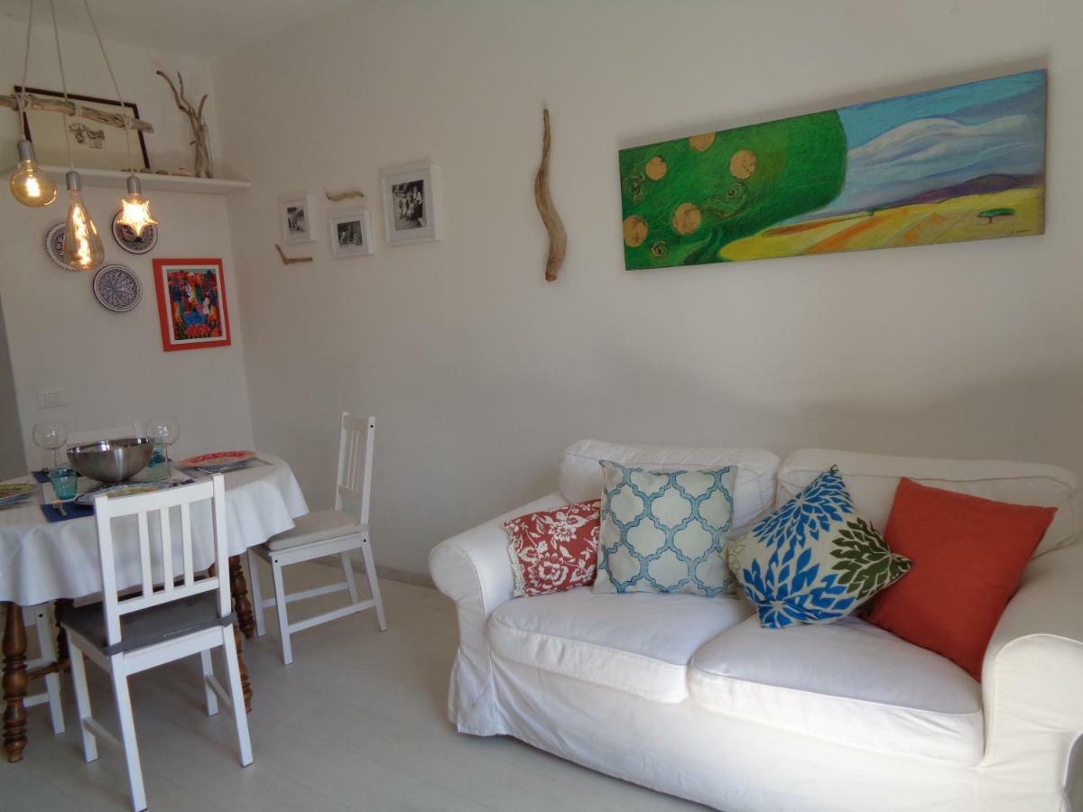 La Casa Di Nina Apartment Quercianella Luaran gambar